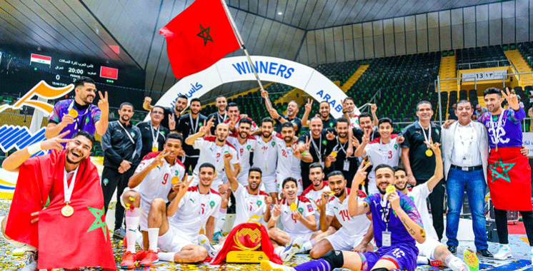 SM le Roi félicite l'équipe nationale de futsal sacrée championne de la Coupe Arabe 2022
