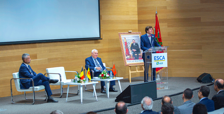 Cycle de conférences: L’ex-Premier ministre belge, Elio Di Rupo, chez l’ESCA pour débattre de la crise