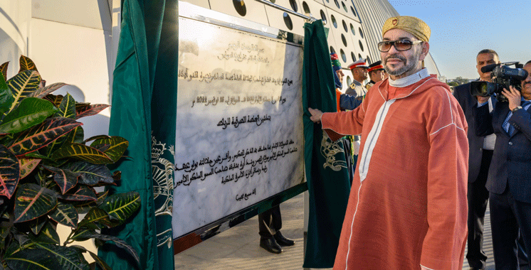 SM le Roi inaugure la nouvelle gare routière de Rabat