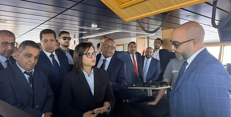 Dakhla : Mme Driouich visite la zone dédiée  au déchargement des navires RSW