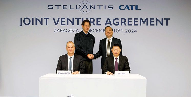 Stellantis et CATL créent une usine de batteries en Espagne