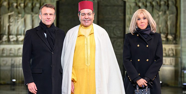 SAR le Prince Moulay Rachid prend part au dîner offert par le Président français et Mme Brigitte Macron à l’occasion de la réouverture de Notre-Dame de Paris