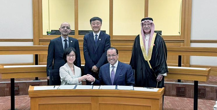 Renforcement des relations sino-arabes : L’ Université Tsinghua en Chine lance sa première bourse aux étudiants arabes