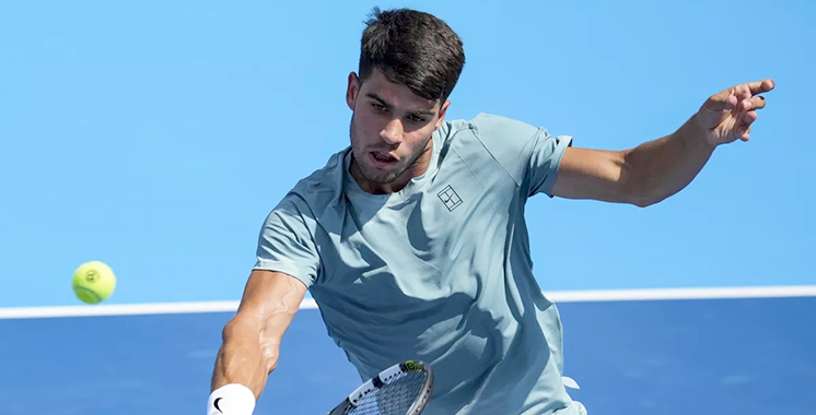 Alcaraz bat Medjedovic et se qualifie pour les huitièmes