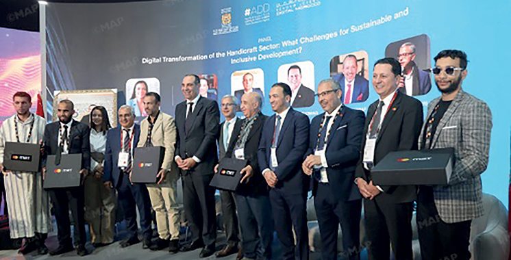 Digitalisation des artisans : Une offre intégrée sur les rails