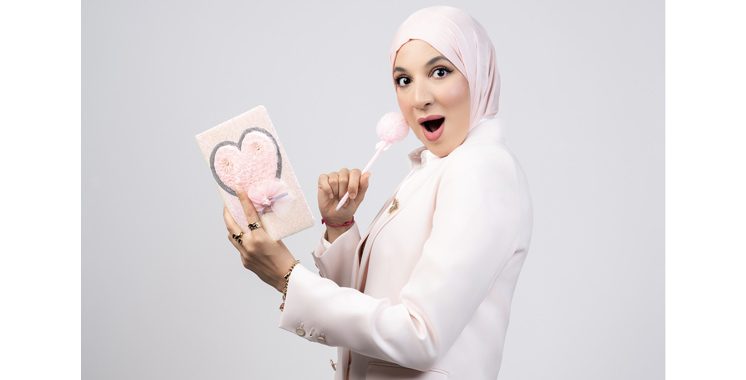 Humour au Maroc : quand une comédienne mise tout sur le bouche-à-oreille